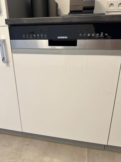 שוונאו Luxury Apartment Marz מראה חיצוני תמונה