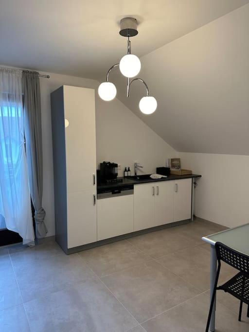 שוונאו Luxury Apartment Marz מראה חיצוני תמונה