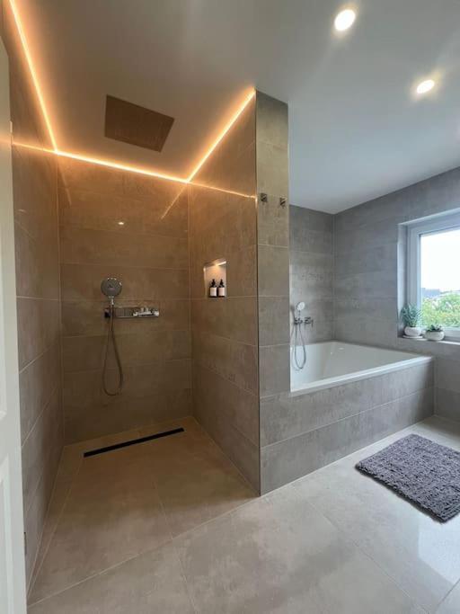 שוונאו Luxury Apartment Marz מראה חיצוני תמונה