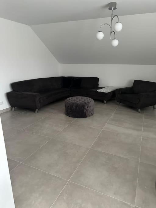 שוונאו Luxury Apartment Marz מראה חיצוני תמונה